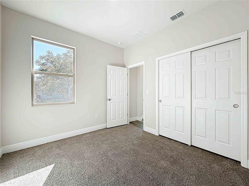 Spacious, unfurnished interior of a new home in , North Port (Image 16).