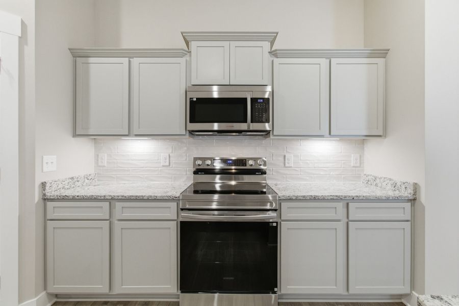 Furnished interior view inside a new home in Veterans Cove, Murfreesboro (Image 14).