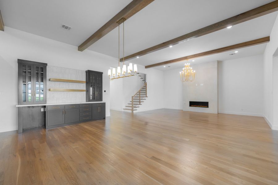 Spacious, unfurnished interior of a new home in Montclair, Prosper (Image 27).