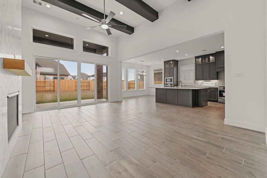 Representative unfurnished interior of a home built from the Rollins by Chesmar Homes in Gregg Ranch, Marble Falls (Image 6).
