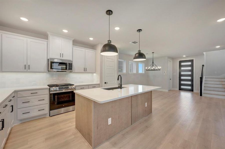 Furnished interior view inside a new home in Painted Tree Woodland West – Cottages, McKinney (Image 9).