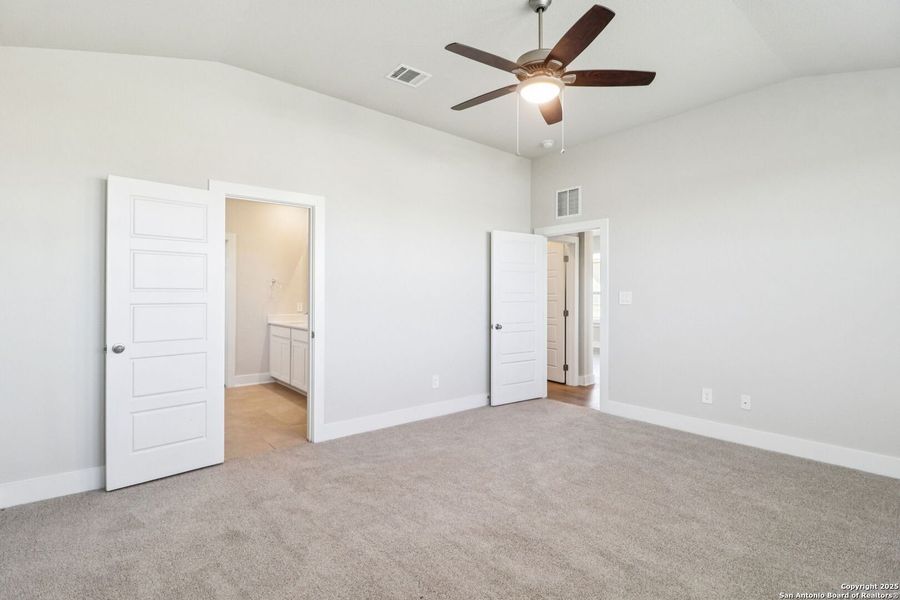 Spacious, unfurnished interior of a new home in Legendary Trails - Premier Series, Cibolo (Image 35).