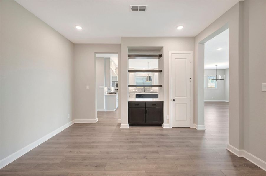 Spacious, unfurnished interior of a new home in Riceland - Summit Collection, Mont Belvieu (Image 12). Spacious, unfurnished interior of a new home in Riceland - Summit Collection, Mont Belvieu (Image 12).
