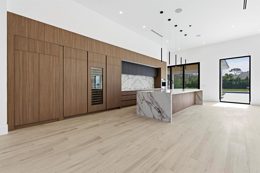 KITCHEN KITCHEN