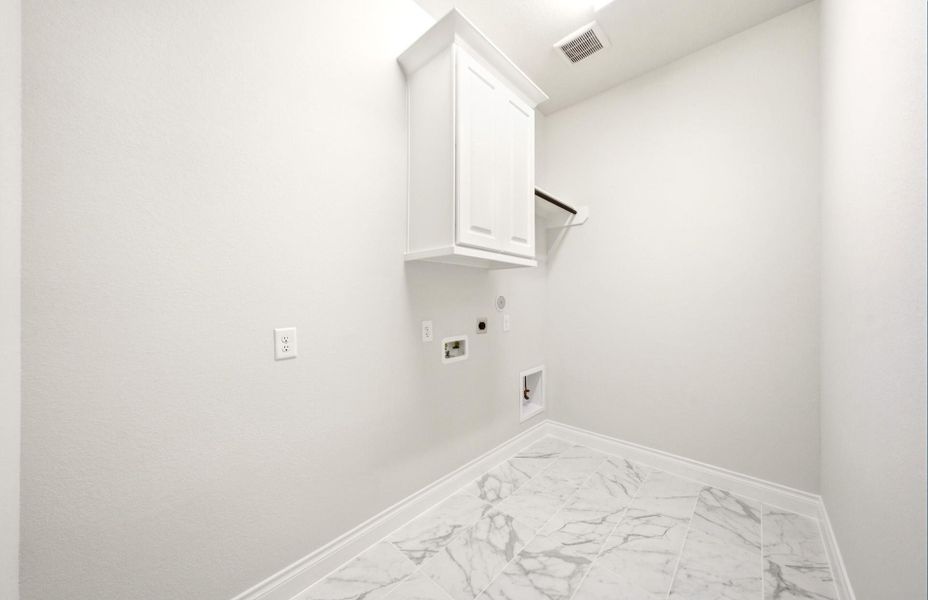 Spacious, unfurnished interior of a new home in The Woodlands Hills 65′, Willis (Image 45). Spacious, unfurnished interior of a new home in The Woodlands Hills 65′, Willis (Image 45).