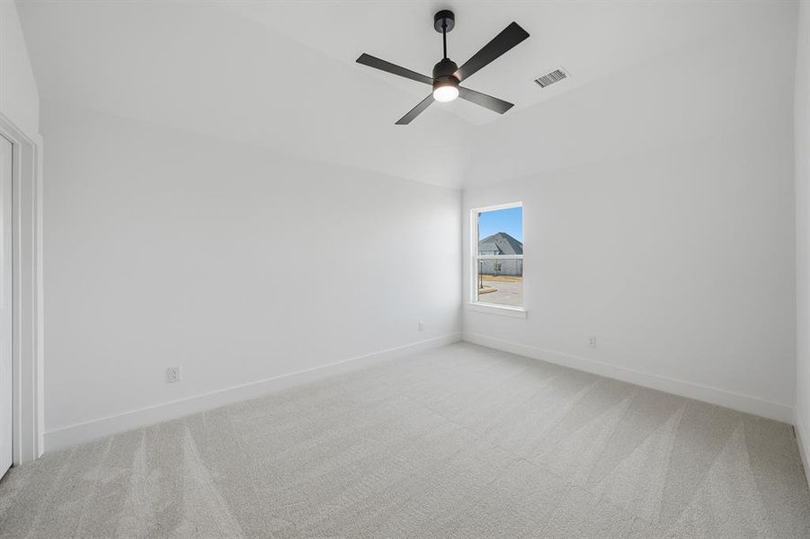 Spacious, unfurnished interior of a new home in Brookhollow West, Prosper (Image 32). Spacious, unfurnished interior of a new home in Brookhollow West, Prosper (Image 32).