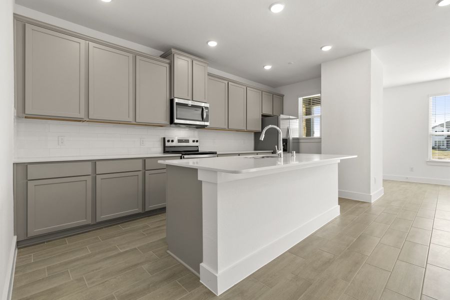 2227 Seven Oaks Boulevard - Bldg 10