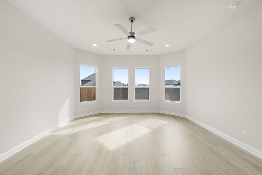 Spacious, unfurnished interior of a new home in Hayes Crossing, Midlothian (Image 14).