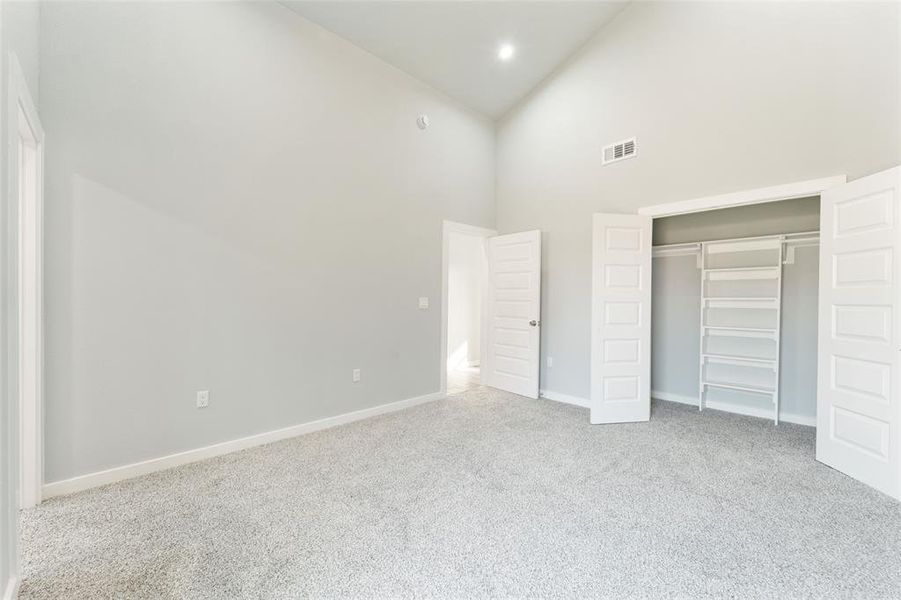 Spacious, unfurnished interior of a new home in , Balch Springs (Image 9).