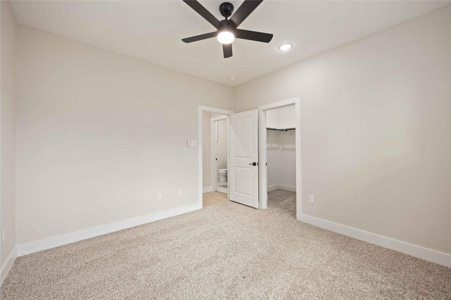 Spacious, unfurnished interior of a new home in , Houston (Image 37).