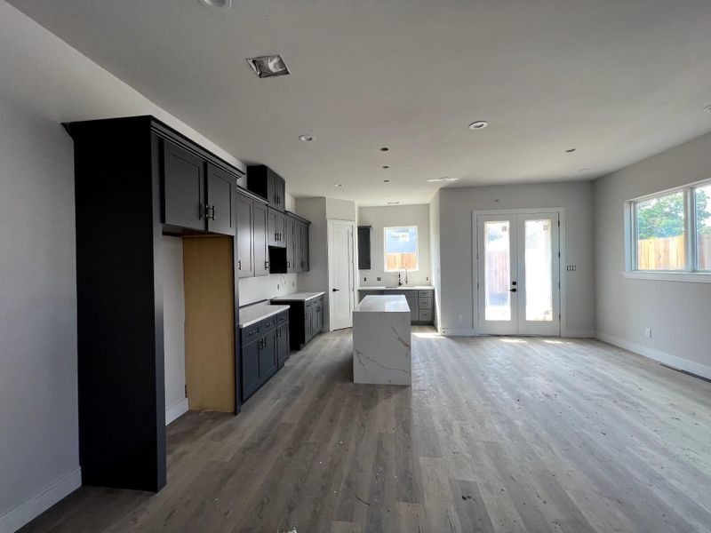 Image 6 of a home in .