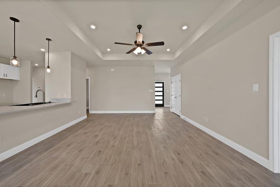 Spacious, unfurnished interior of a new home in , Granbury (Image 23). Spacious, unfurnished interior of a new home in , Granbury (Image 23).