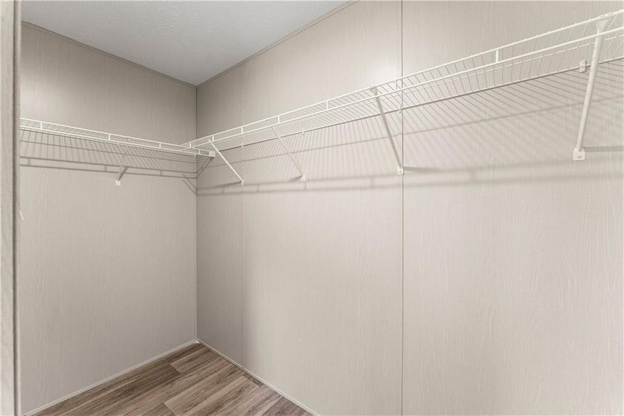 Spacious, unfurnished interior of a new home in , Lula (Image 16).
