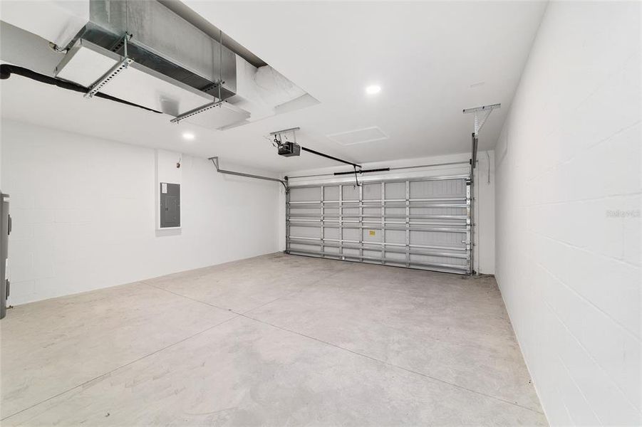 Image 38 of a home in .