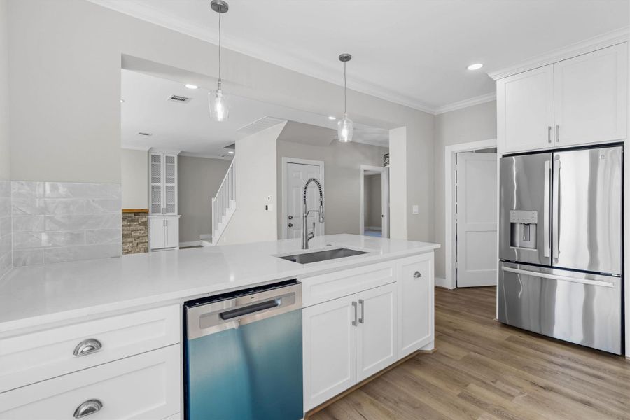 Kitchen overlooking the living room Kitchen overlooking the living room