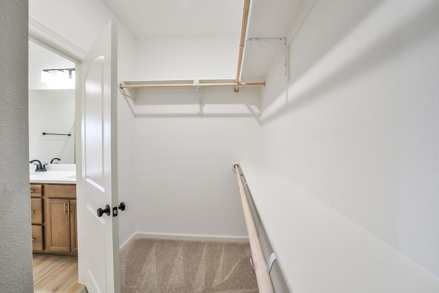 Spacious, unfurnished interior of a new home in Mostyn Springs, Magnolia (Image 37).