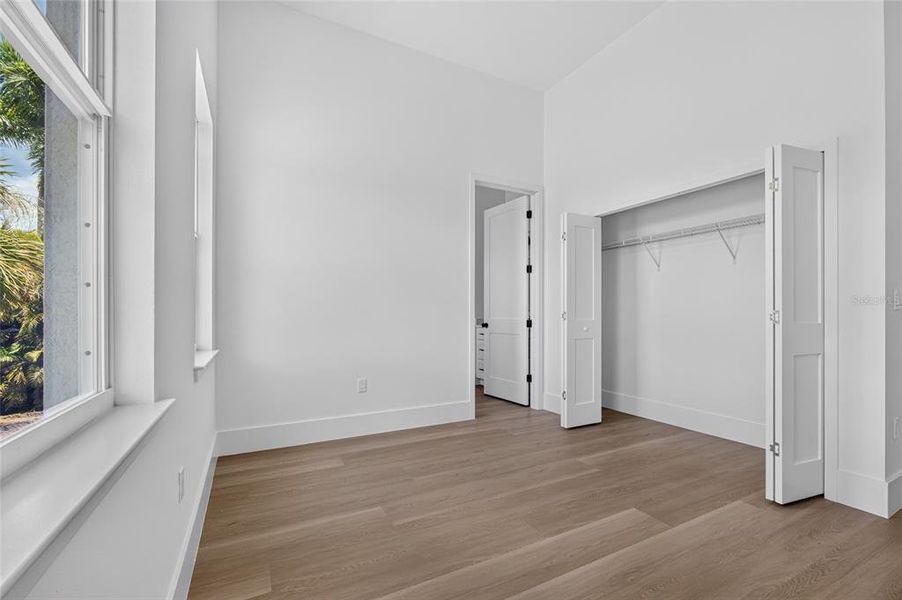 Spacious, unfurnished interior of a new home in , Port Charlotte (Image 56).
