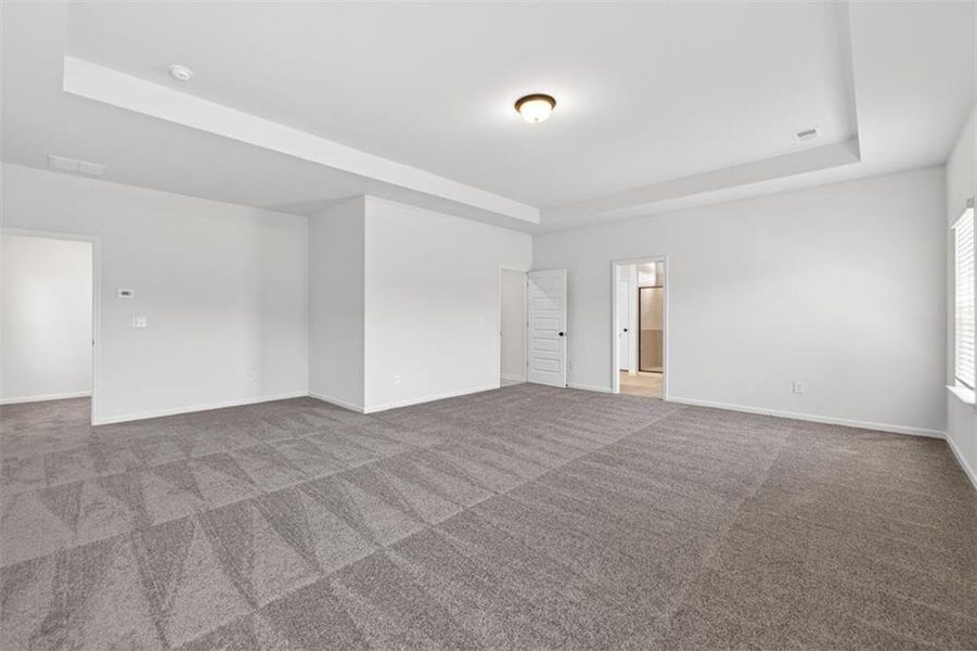 Spacious, unfurnished interior of a new home in Allen Manor, Hoschton (Image 29).