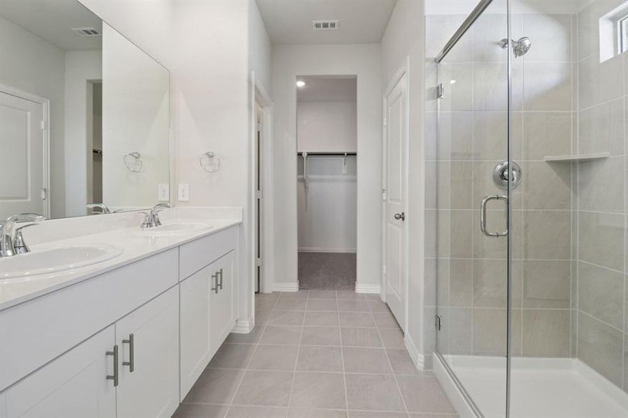 Furnished interior view inside a new home in River Ridge, Crandall (Image 13).