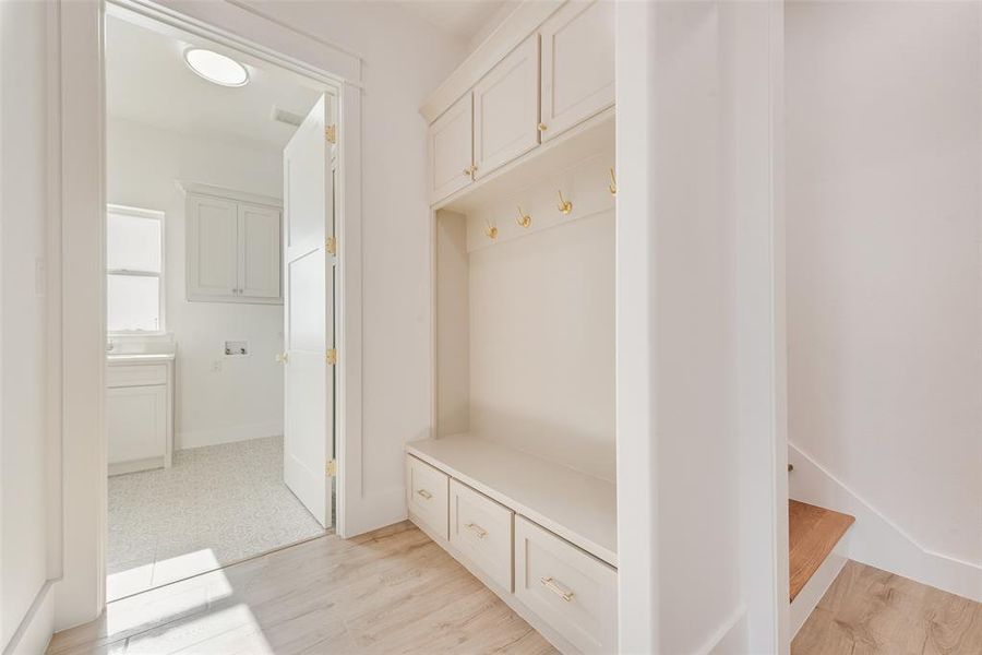 Spacious, unfurnished interior of a new home in , Rockwall (Image 22). Spacious, unfurnished interior of a new home in , Rockwall (Image 22).