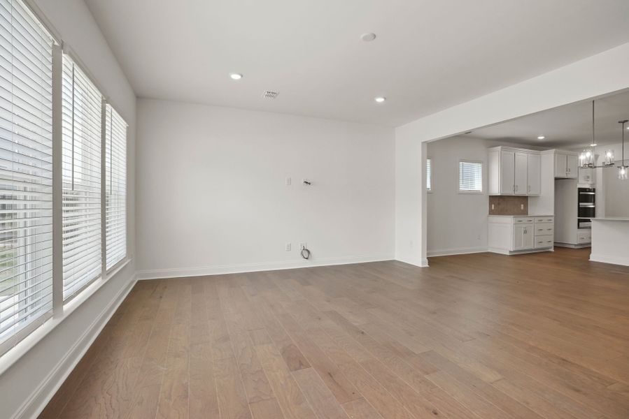 Large Gathering Room Large Gathering Room