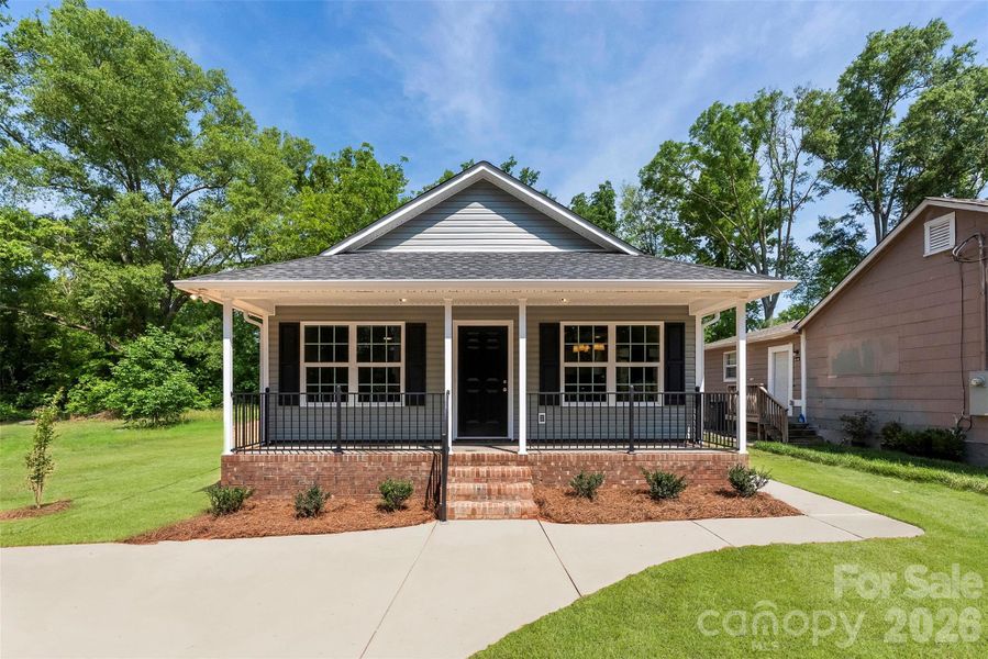 Front exterior of a new home in , Rock Hill, SC, highlighting curb appeal (Image 2). Front exterior of a new home in , Rock Hill, SC, highlighting curb appeal (Image 2).