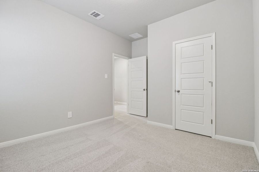 Spacious, unfurnished interior of a new home in Sagebrooke - Classic Series, San Antonio (Image 16).