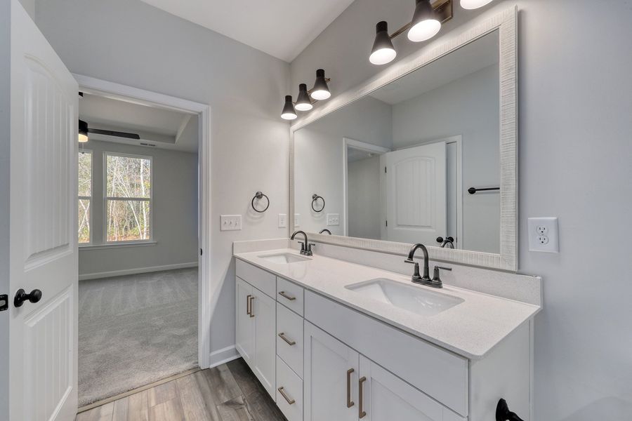 Furnished interior view inside a new home in Bally Castle, Murrells Inlet (Image 13).