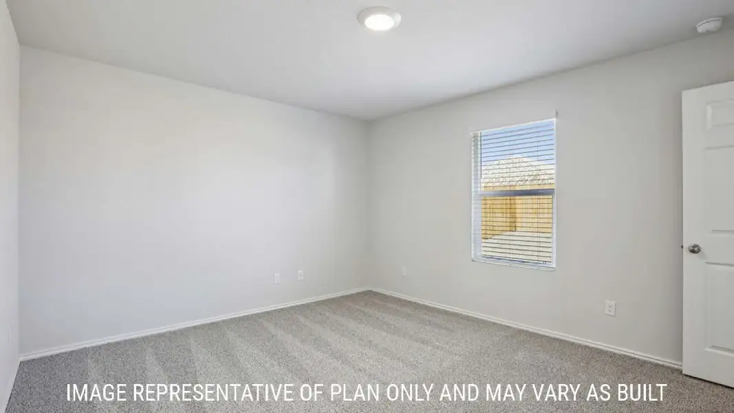 Spacious, unfurnished interior of a new home in Reynolds Crossing, Killeen (Image 19).