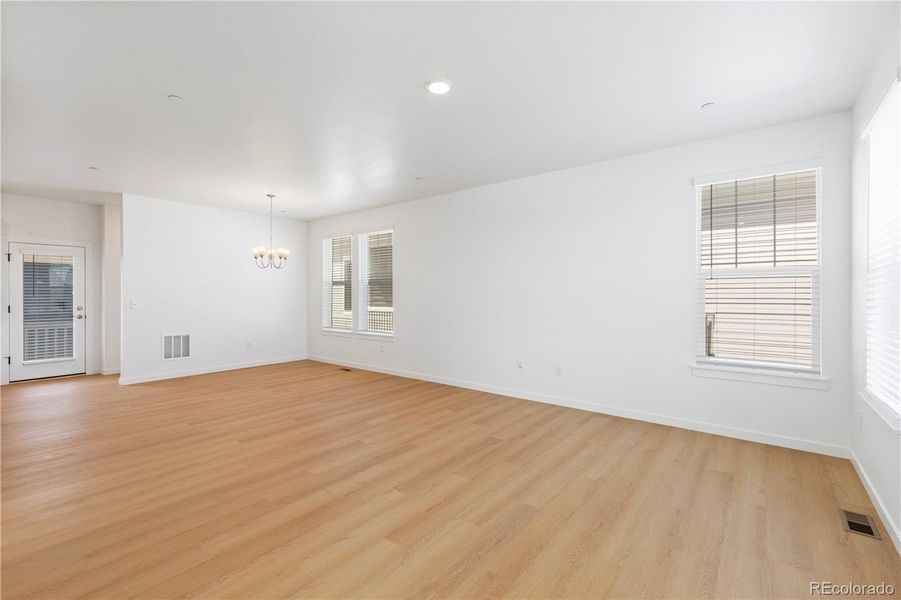 Spacious, unfurnished interior of a new home in Westerly, Erie (Image 16).