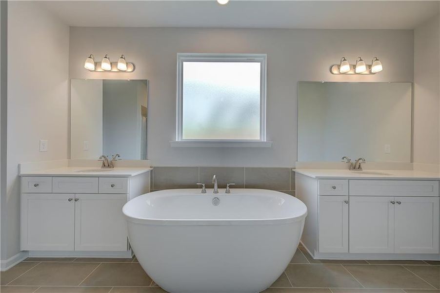 Furnished interior view inside a new home in Kingston, Locust Grove (Image 6).