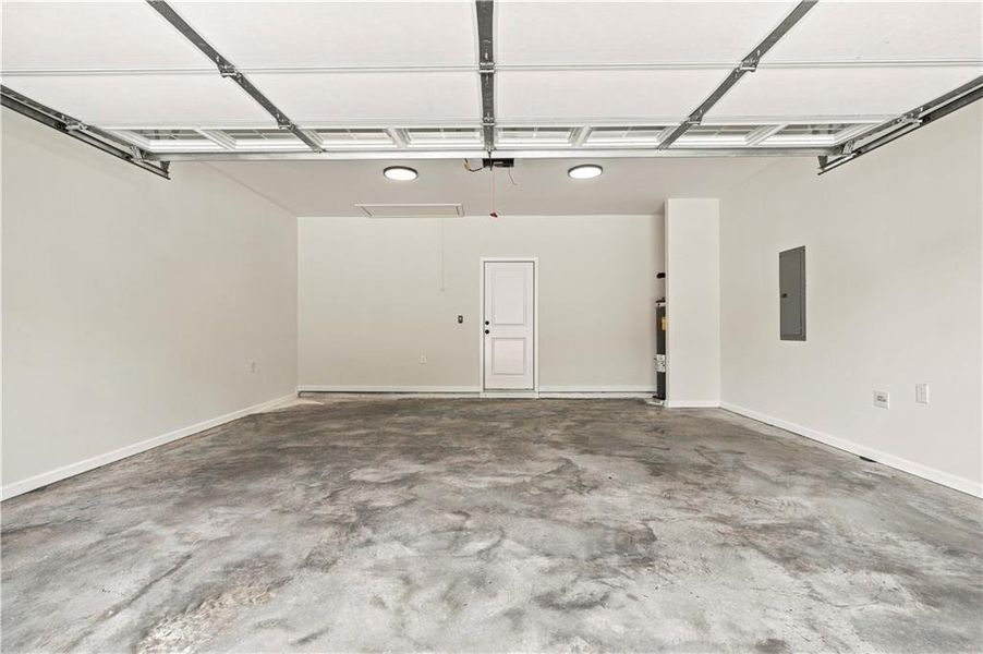 Spacious, unfurnished interior of a new home in , Rydal (Image 39).