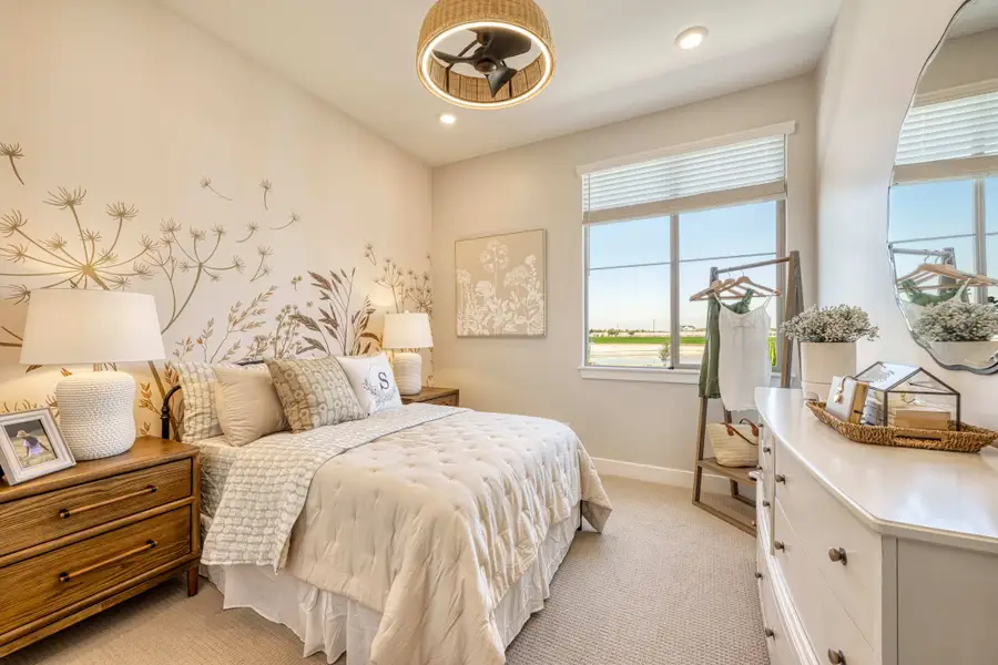 Representative furnished interior of a home built from the Violet Plan 5008 by Tri Pointe Homes in Soleo, San Tan Valley (Image 15).