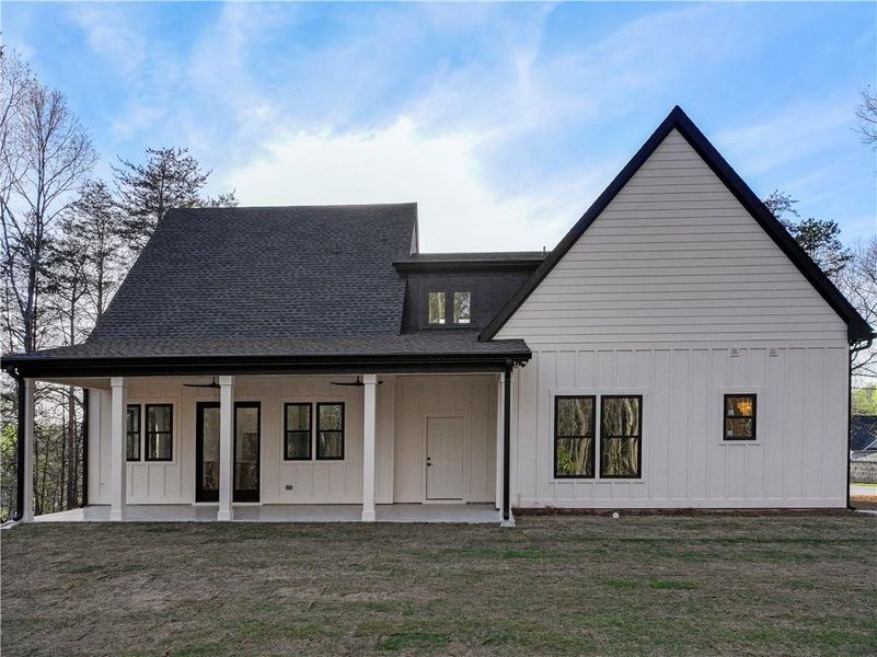 Exterior details and patio area of a home in , Gainesville (Image 4).
