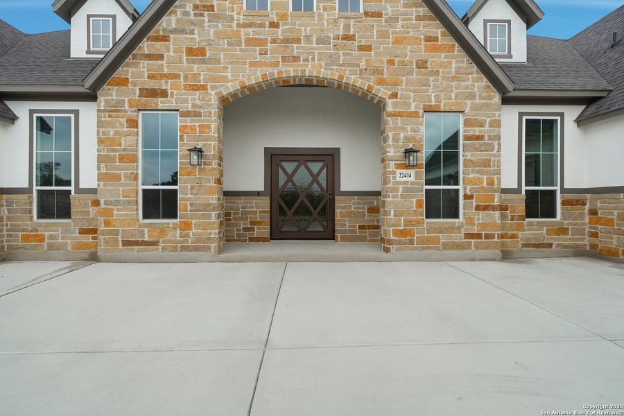 Exterior details and patio area of a home in Caliza Reserve, Boerne (Image 4). Exterior details and patio area of a home in Caliza Reserve, Boerne (Image 4).