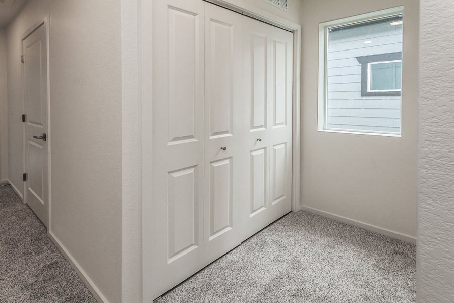 Spacious, unfurnished interior of a new home in Bloom, Fort Collins (Image 27).