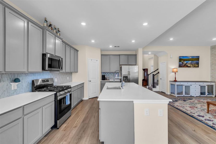 Furnished interior view inside a new home in , Baytown (Image 34).