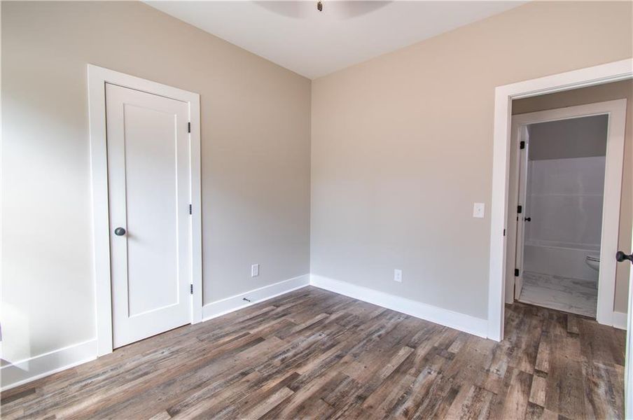 Spacious, unfurnished interior of a new home in , Cartersville (Image 19).