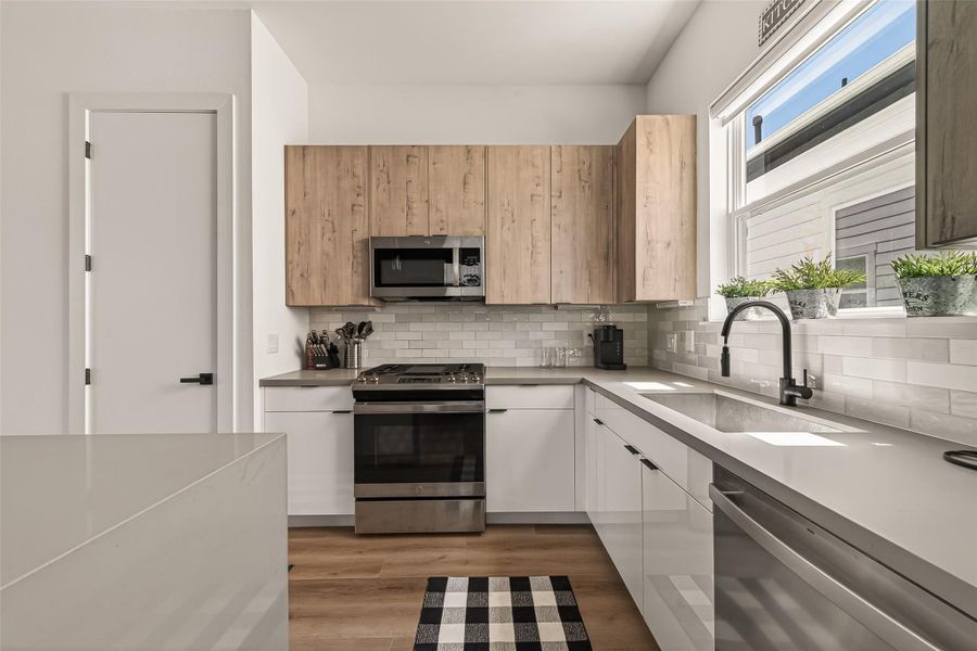 Furnished interior view inside a new home in , Houston (Image 35). Furnished interior view inside a new home in , Houston (Image 35).