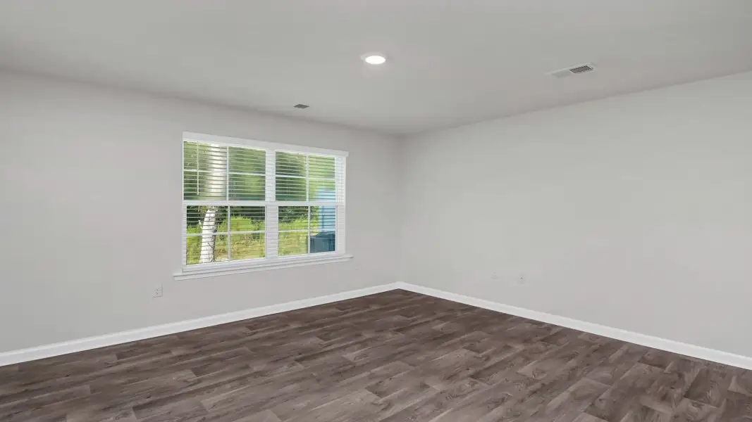 Spacious, unfurnished interior of a new home in Hunter's Branch Townhomes, Hopkins (Image 10).