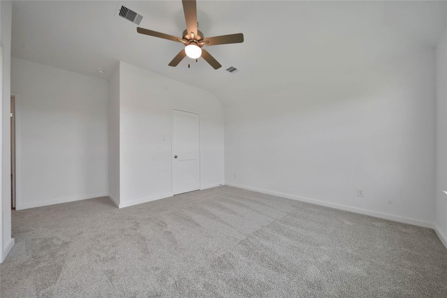 Spacious, unfurnished interior of a new home in , Rosharon (Image 12). Spacious, unfurnished interior of a new home in , Rosharon (Image 12).