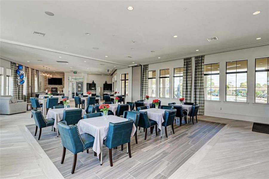 Community amenities in , Venice (Image 39). Community amenities in , Venice (Image 39).