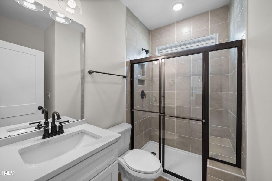 30-web-or-mls-DSC_9377 30-web-or-mls-DSC_9377