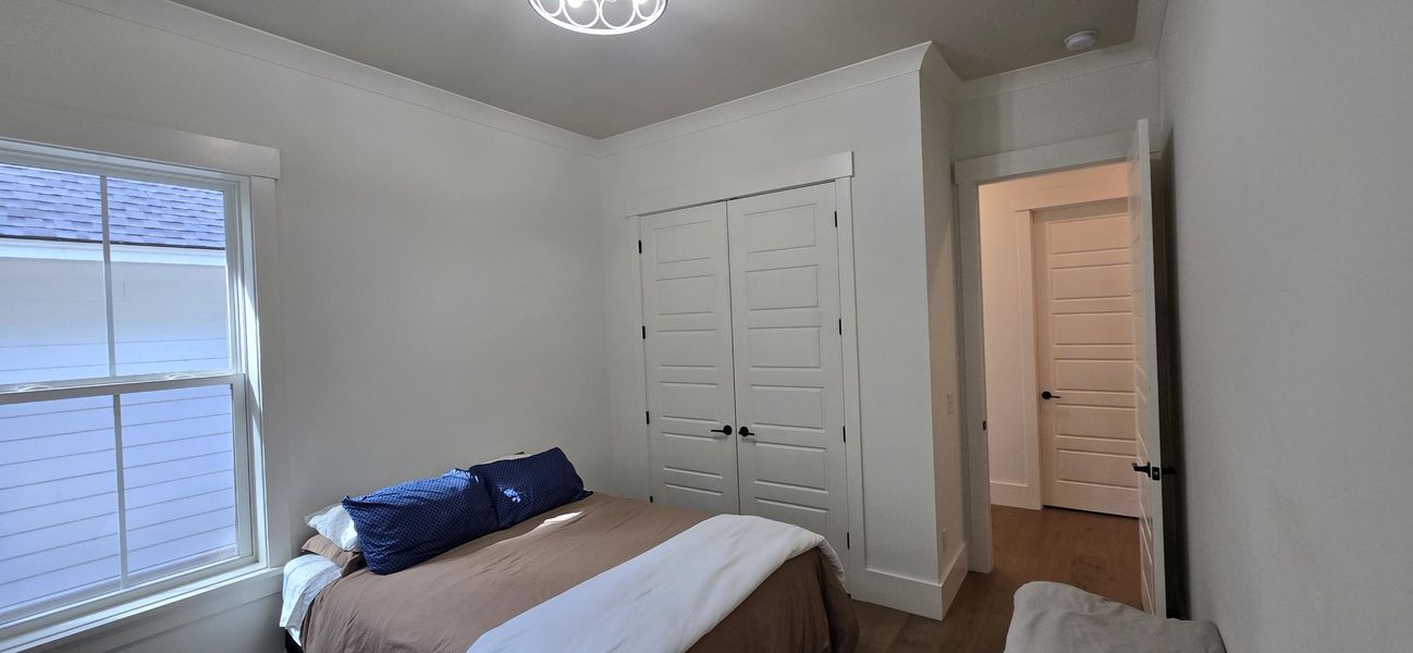 Furnished interior view inside a new home in , Seabrook (Image 15).