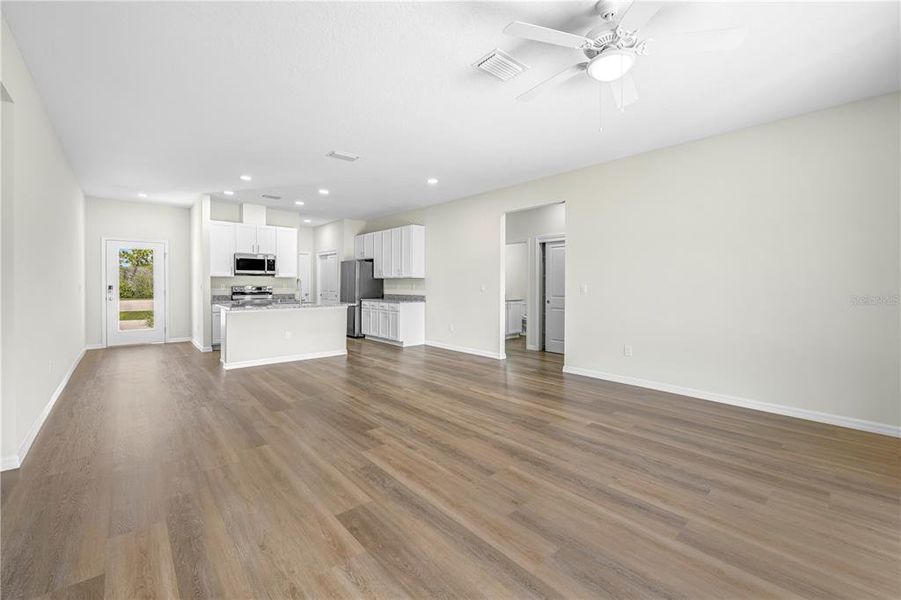 Spacious, unfurnished interior of a new home in , Brooksville (Image 44).