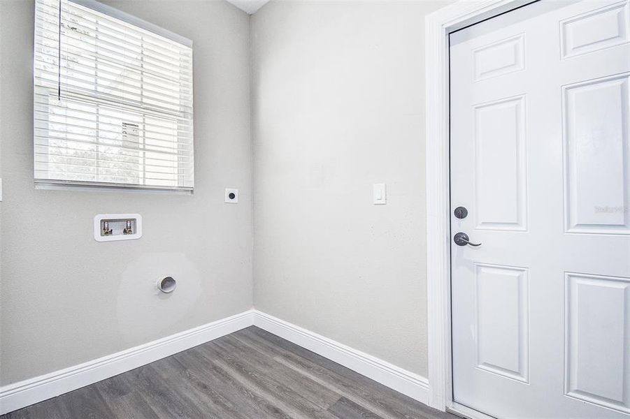 Spacious, unfurnished interior of a new home in , Spring Hill (Image 22).