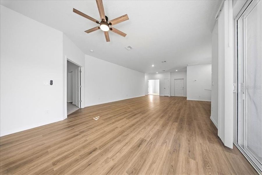 Spacious, unfurnished interior of a new home in , North Port (Image 20).