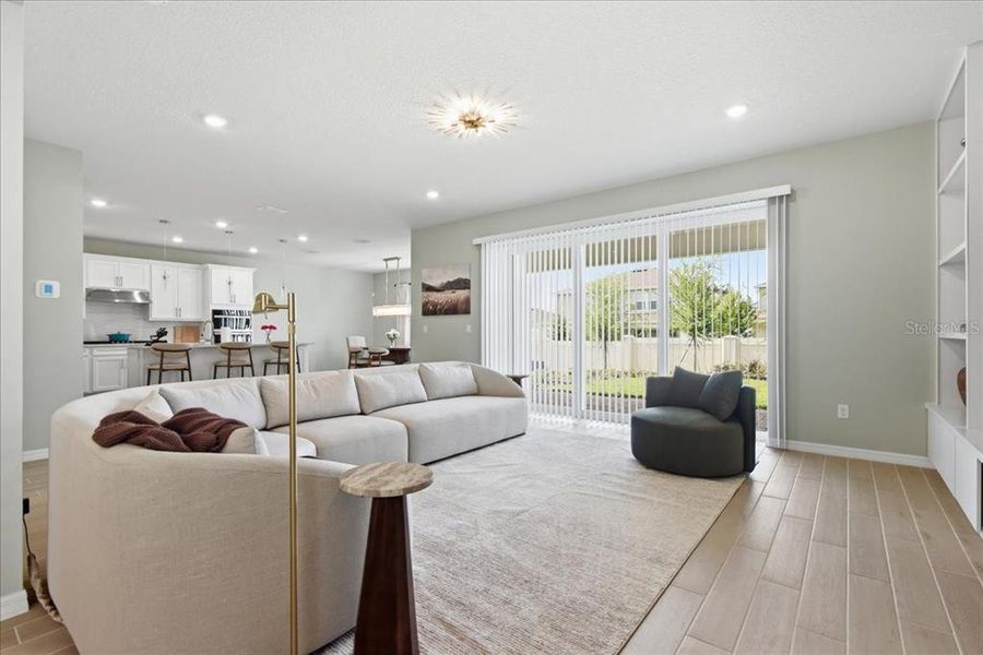 Furnished interior view inside a new home in Willow Ridge, Montverde (Image 21). Furnished interior view inside a new home in Willow Ridge, Montverde (Image 21).