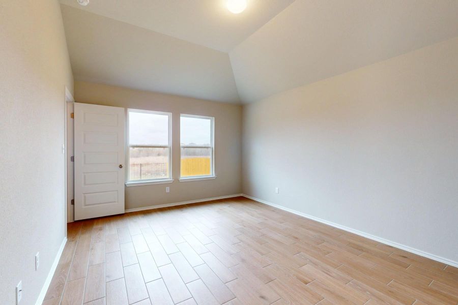 Spacious, unfurnished interior of a new home in Carillon, Manor (Image 19). Spacious, unfurnished interior of a new home in Carillon, Manor (Image 19).