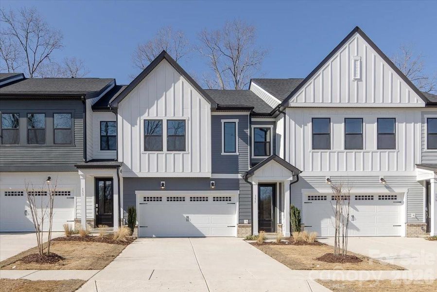 Low maintenance 2-story townhome living in Fort Mill, SC
